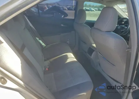 2012 Toyota Camry Base z USA, uszkodzony, nr VIN 4T1BF1FK2CU088614